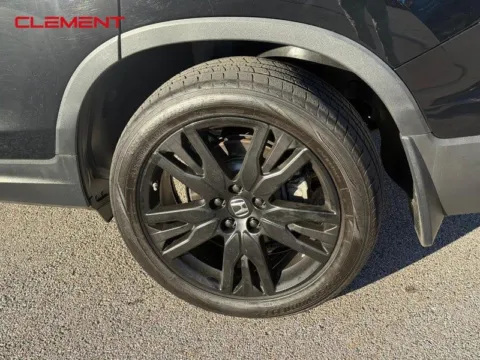 More photos of 2022 Honda Pilot Special Edition at Clement Chrysler Dodge Jeep Ram Columbia, IL