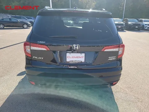 More photos of 2022 Honda Pilot Special Edition at Clement Chrysler Dodge Jeep Ram Columbia, IL