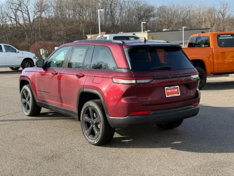 Another view of 2025 Jeep Grand Cherokee Altitude X for sale in Columbia, IL at Clement Chrysler Dodge Jeep Ram Columbia
