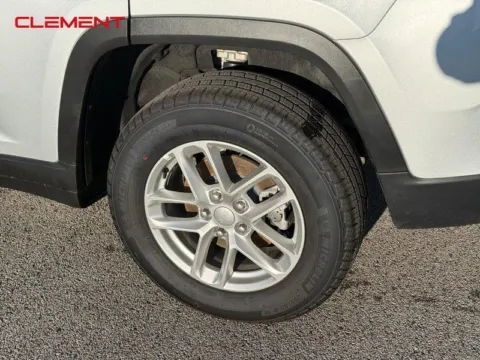 More photos of 2025 Jeep Grand Cherokee Laredo X at Clement Chrysler Dodge Jeep Ram Columbia, IL