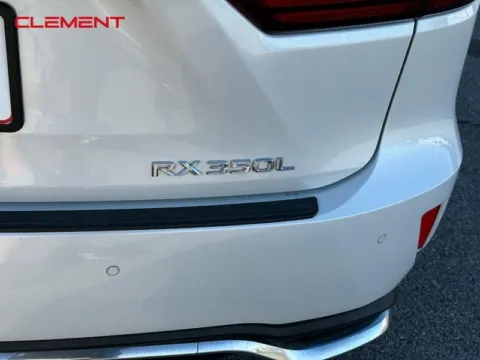 More photos of 2022 Lexus RX 350L at Clement Chrysler Dodge Jeep Ram Columbia, IL