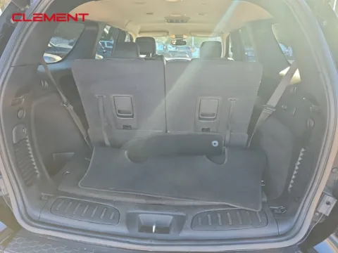 More photos of 2020 Dodge Durango SXT Plus at Clement Chrysler Dodge Jeep Ram Columbia, IL