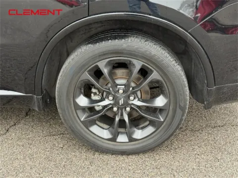 More photos of 2022 Dodge Durango R/T at Clement Chrysler Dodge Jeep Ram Columbia, IL
