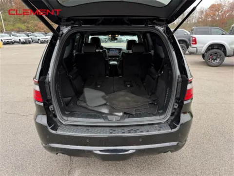 More photos of 2022 Dodge Durango R/T at Clement Chrysler Dodge Jeep Ram Columbia, IL