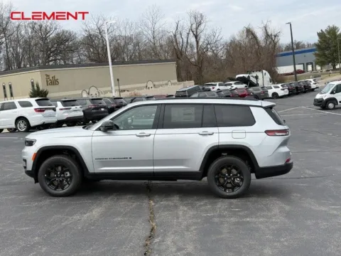 Photos of 2025 Jeep Grand Cherokee L Altitude X for sale in Columbia, IL at Clement Chrysler Dodge Jeep Ram Columbia