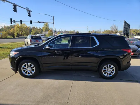 More photos of 2018 Chevrolet Traverse LT Cloth at Houdek Auto Center, IA