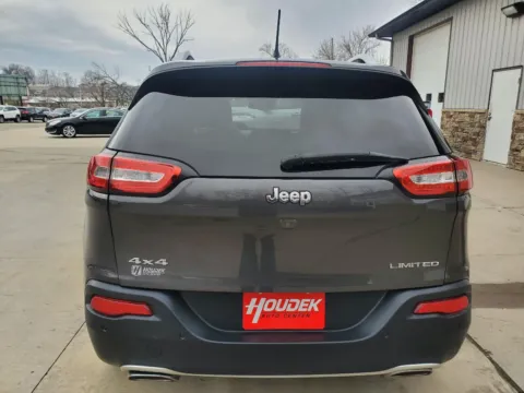 More photos of 2015 Jeep Cherokee Limited at Houdek Auto Center, IA