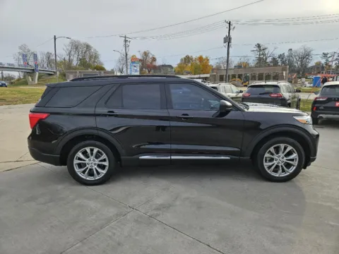 More photos of 2020 Ford Explorer XLT at Houdek Auto Center, IA