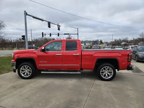 More photos of 2018 GMC Sierra 1500 SLT at Houdek Auto Center, IA