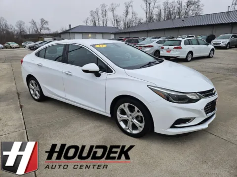 White 2017 Chevrolet Cruze Premier for sale in Marion, IA