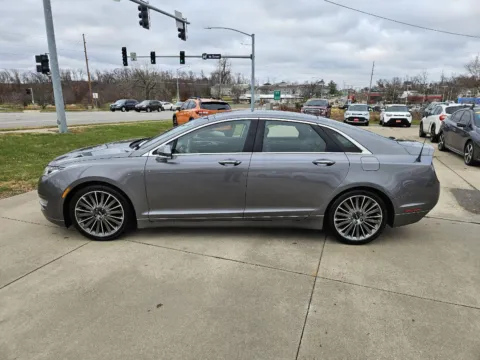 More photos of 2014 Lincoln MKZ Hybrid at Houdek Auto Center, IA