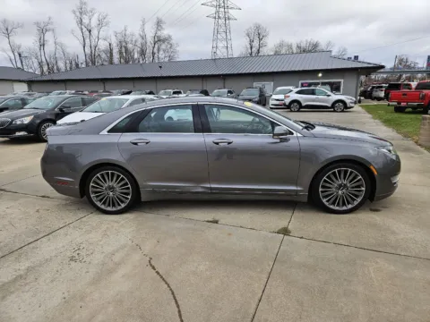 More photos of 2014 Lincoln MKZ Hybrid at Houdek Auto Center, IA