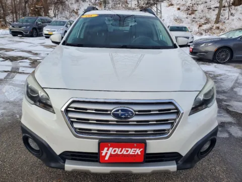 Photos of 2016 Subaru Outback 3.6R Limited for sale in Marion, IA at Houdek Auto Center