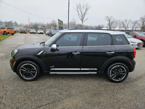 More photos of 2016 MINI Cooper Countryman S at Houdek Auto Center, IA