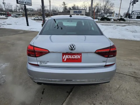 More photos of 2017 Volkswagen Passat 1.8T SE at Houdek Auto Center, IA