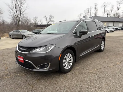 Another view of 2018 Chrysler Pacifica Touring L for sale in Marion, IA at Houdek Auto Center