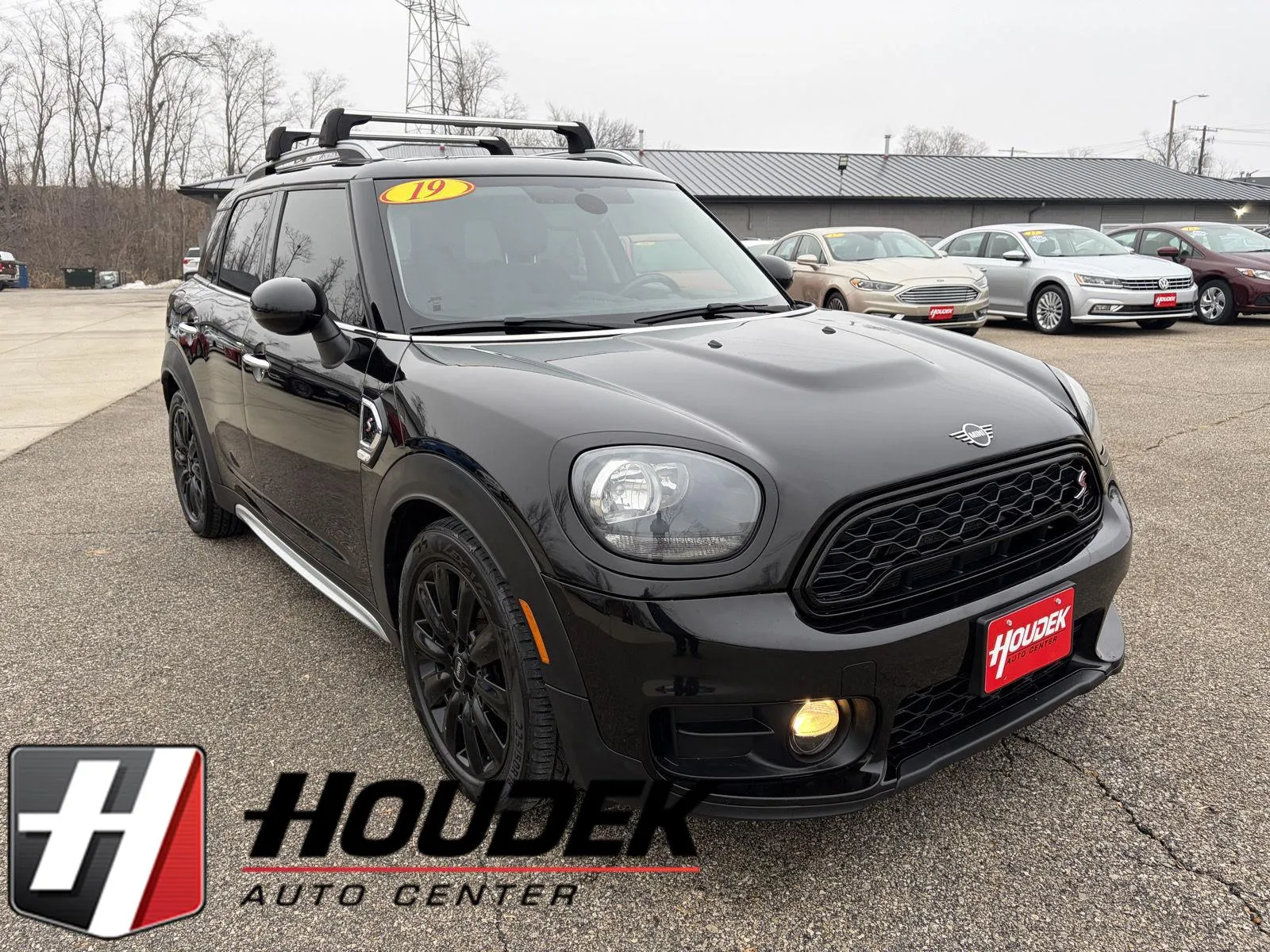 Black 2019 MINI Countryman Cooper S for sale in Marion, IA