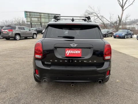 More photos of 2019 MINI Countryman Cooper S at Houdek Auto Center, IA