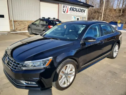 Another view of 2017 Volkswagen Passat 1.8T SE w/Technology for sale in Marion, IA at Houdek Auto Center