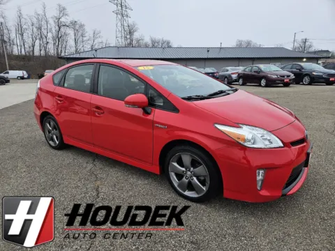 Red 2015 Toyota Prius Persona Series Special Edition for sale in Marion, IA