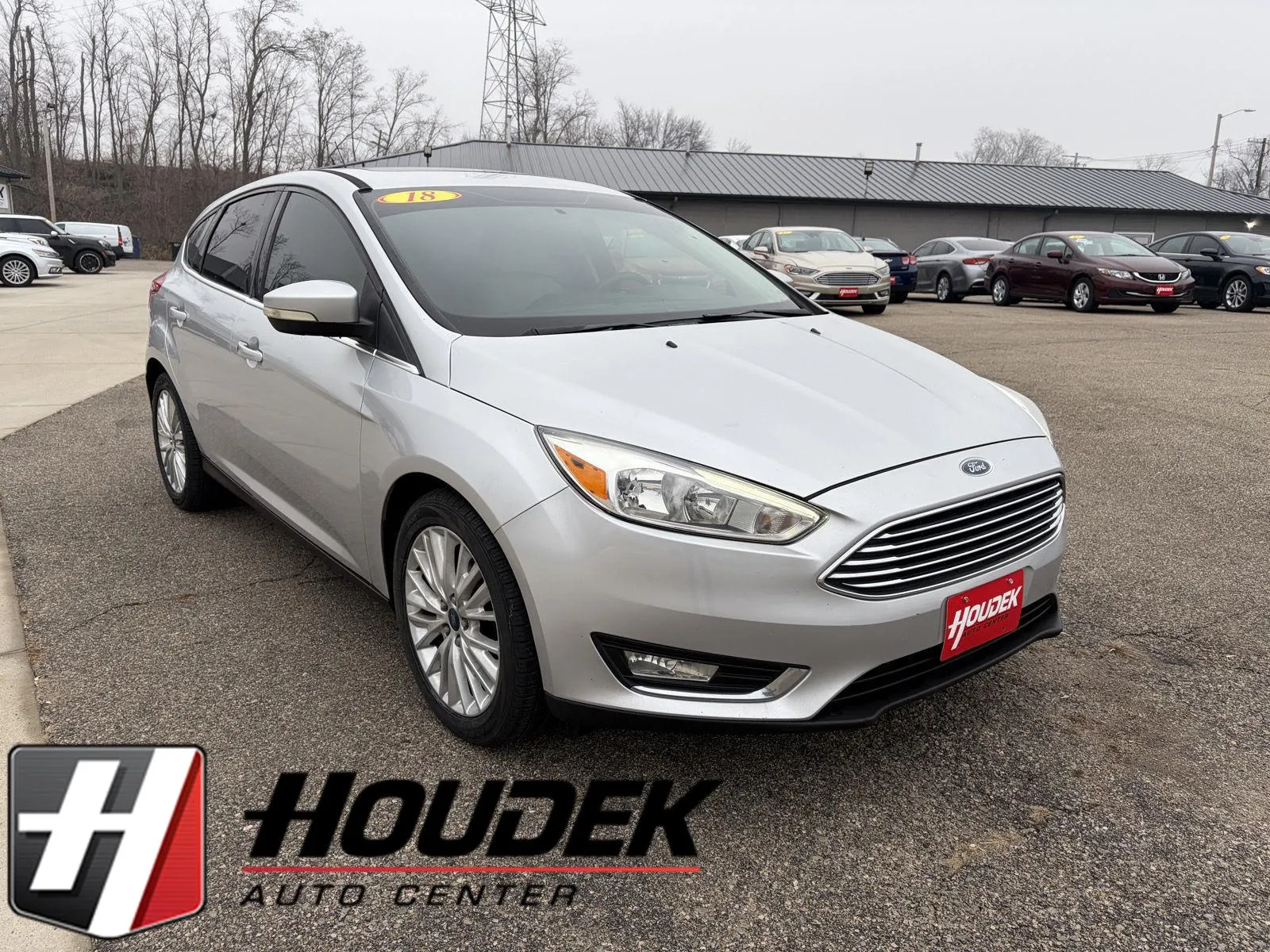 Silver 2018 Ford Focus Titanium for sale in Marion, IA