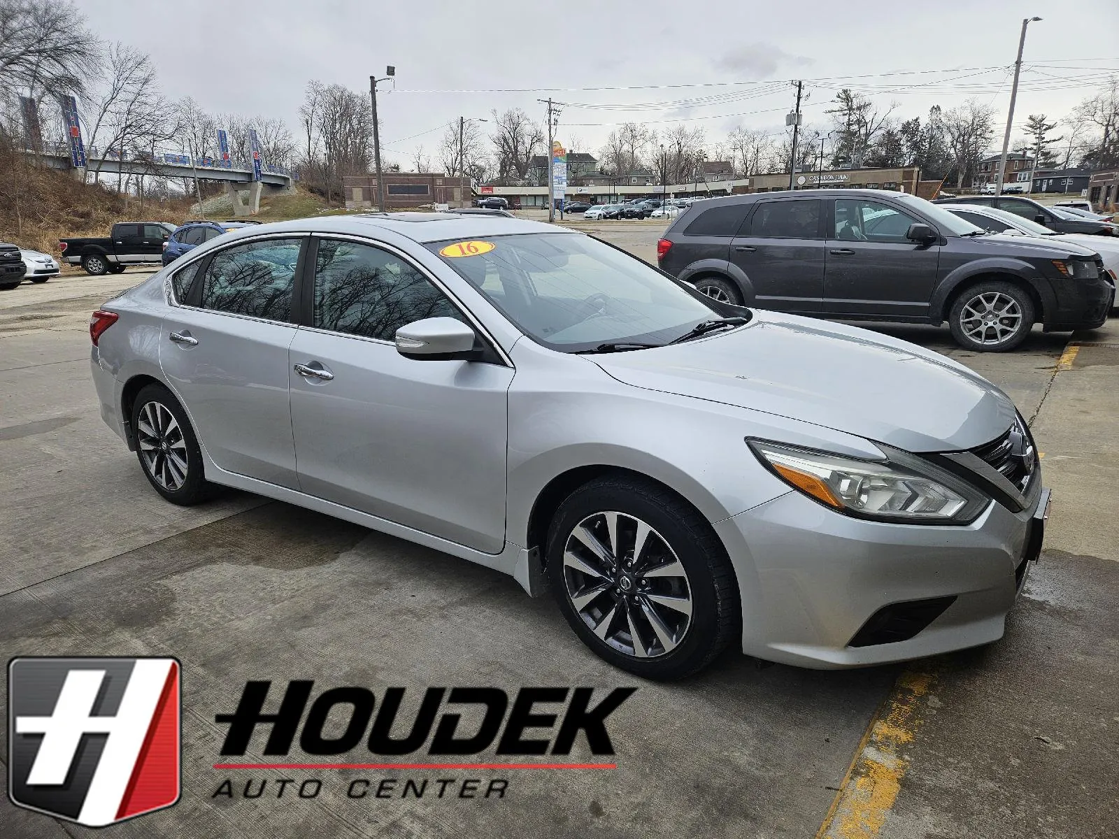 Silver 2016 Nissan Altima 2.5 SL for sale in Marion, IA