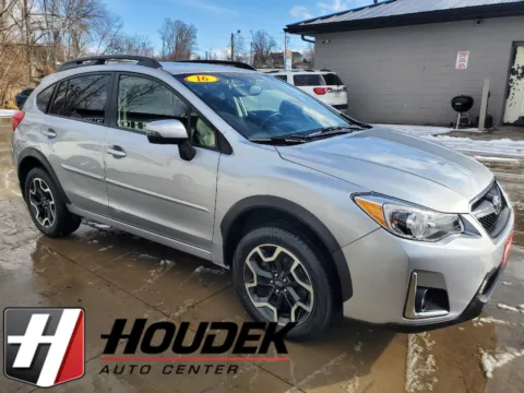 Silver 2016 Subaru Crosstrek Limited for sale in Marion, IA