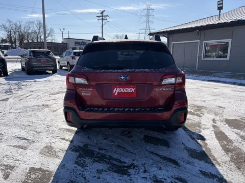 More photos of 2019 Subaru Outback Premium at Houdek Auto Center, IA
