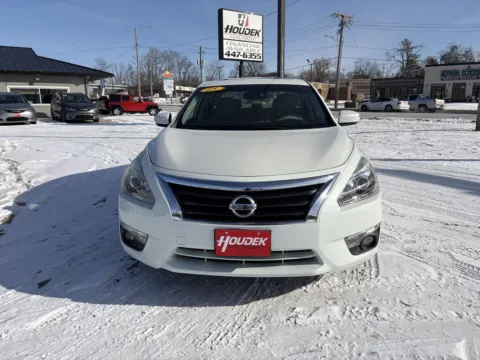 Photos of 2015 Nissan Altima 2.5 SL for sale in Marion, IA at Houdek Auto Center