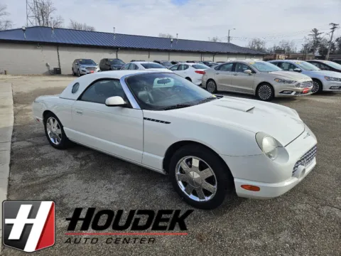 White 2002 Ford Thunderbird Deluxe for sale in Marion, IA
