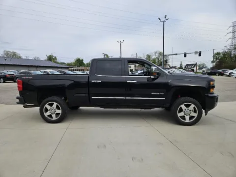 More photos of 2015 Chevrolet Silverado 2500HD Built After Aug 14 LTZ at Houdek Auto Center, IA