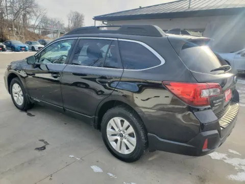More photos of 2018 Subaru Outback Premium at Houdek Auto Center, IA