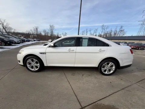 More photos of 2014 Ford Taurus SEL at Houdek Auto Center, IA