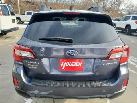 More photos of 2016 Subaru Outback 2.5i Limited at Houdek Auto Center, IA