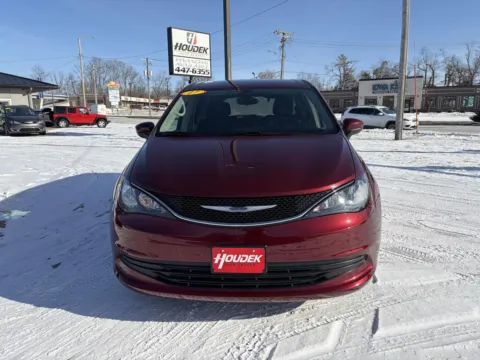 Photos of 2017 Chrysler Pacifica LX for sale in Marion, IA at Houdek Auto Center
