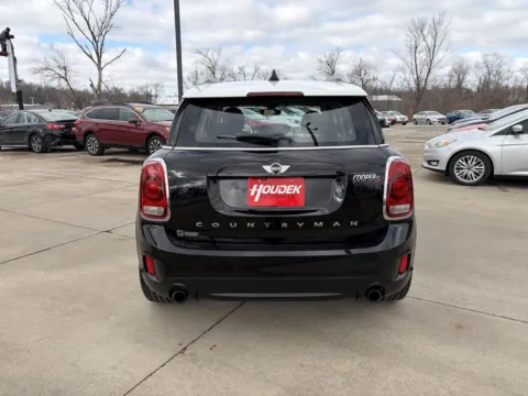 More photos of 2018 MINI Countryman Cooper S at Houdek Auto Center, IA