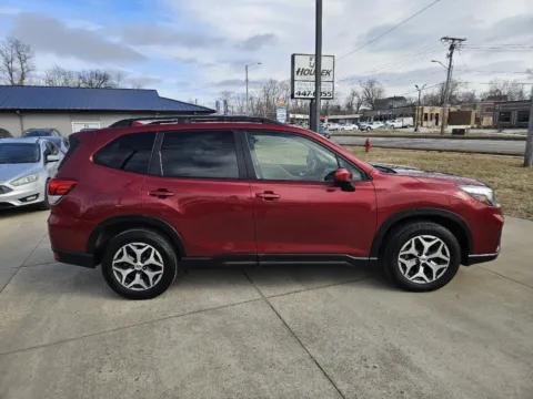 More photos of 2019 Subaru Forester Premium at Houdek Auto Center, IA