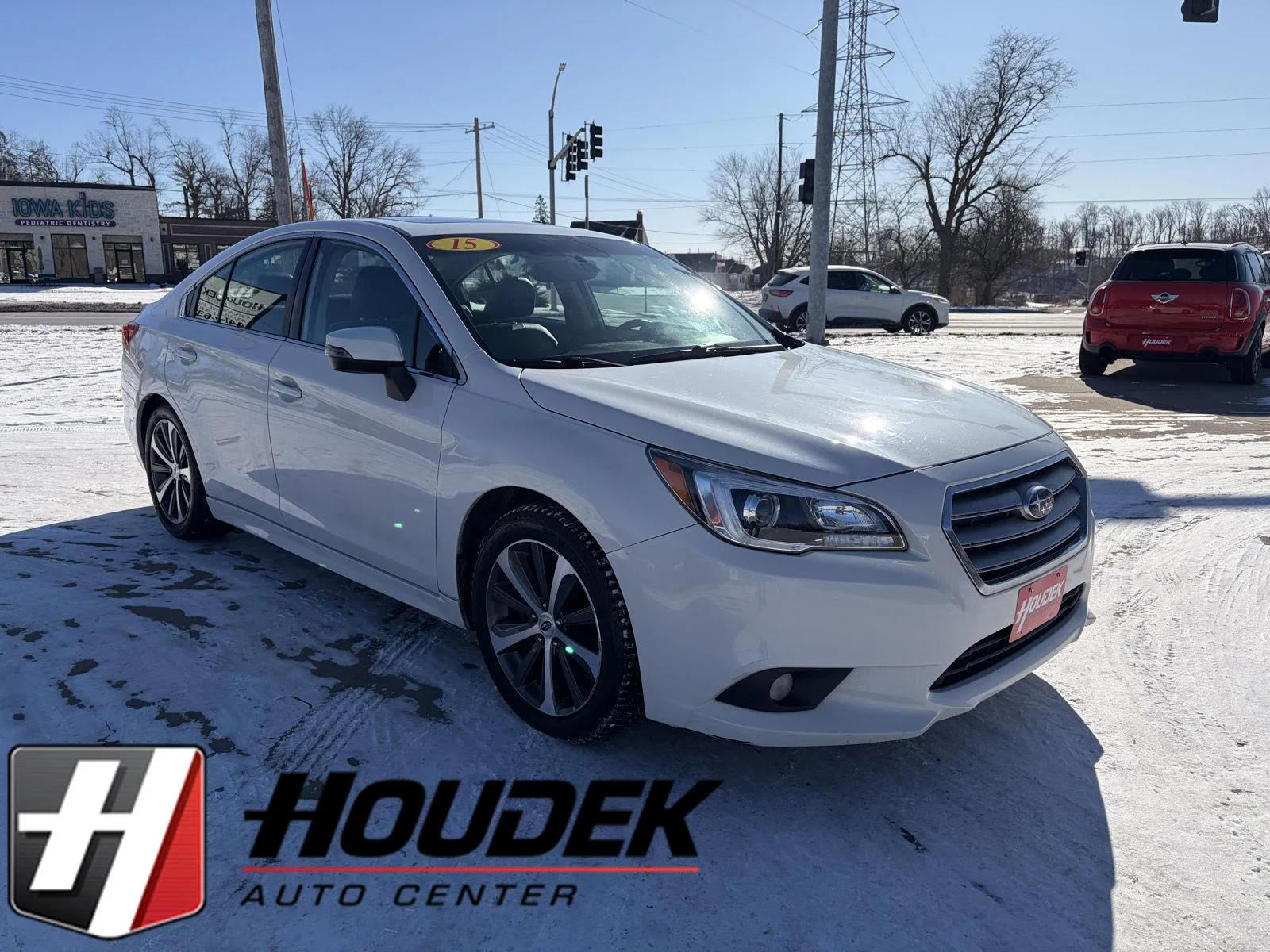 White 2015 Subaru Legacy 2.5i Limited for sale in Marion, IA