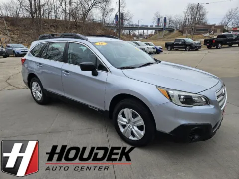 Silver 2016 Subaru Outback 2.5i for sale in Marion, IA