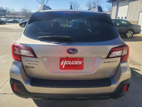 More photos of 2018 Subaru Outback Premium at Houdek Auto Center, IA
