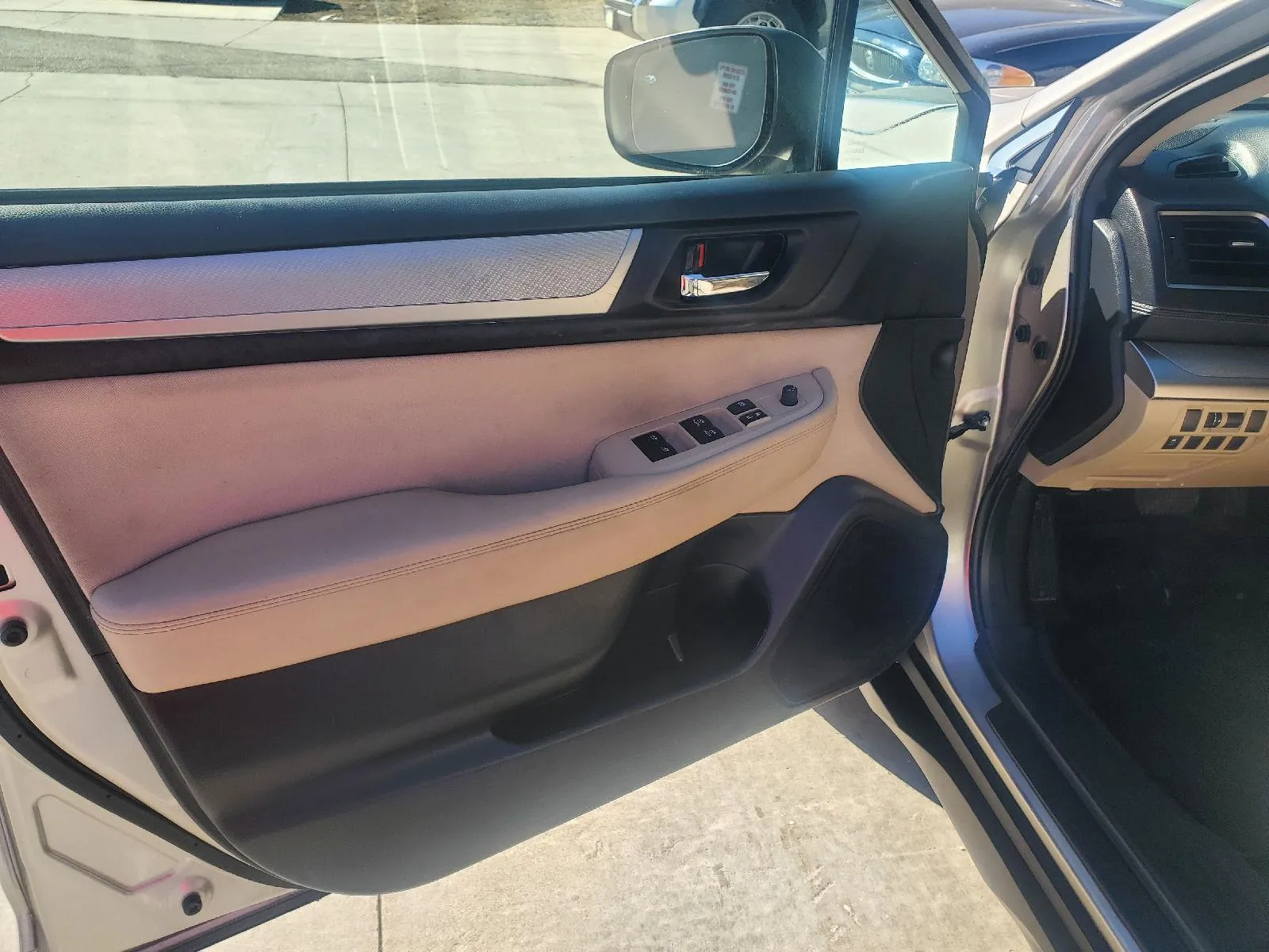 2018 Subaru Outback Premium - Photo 9