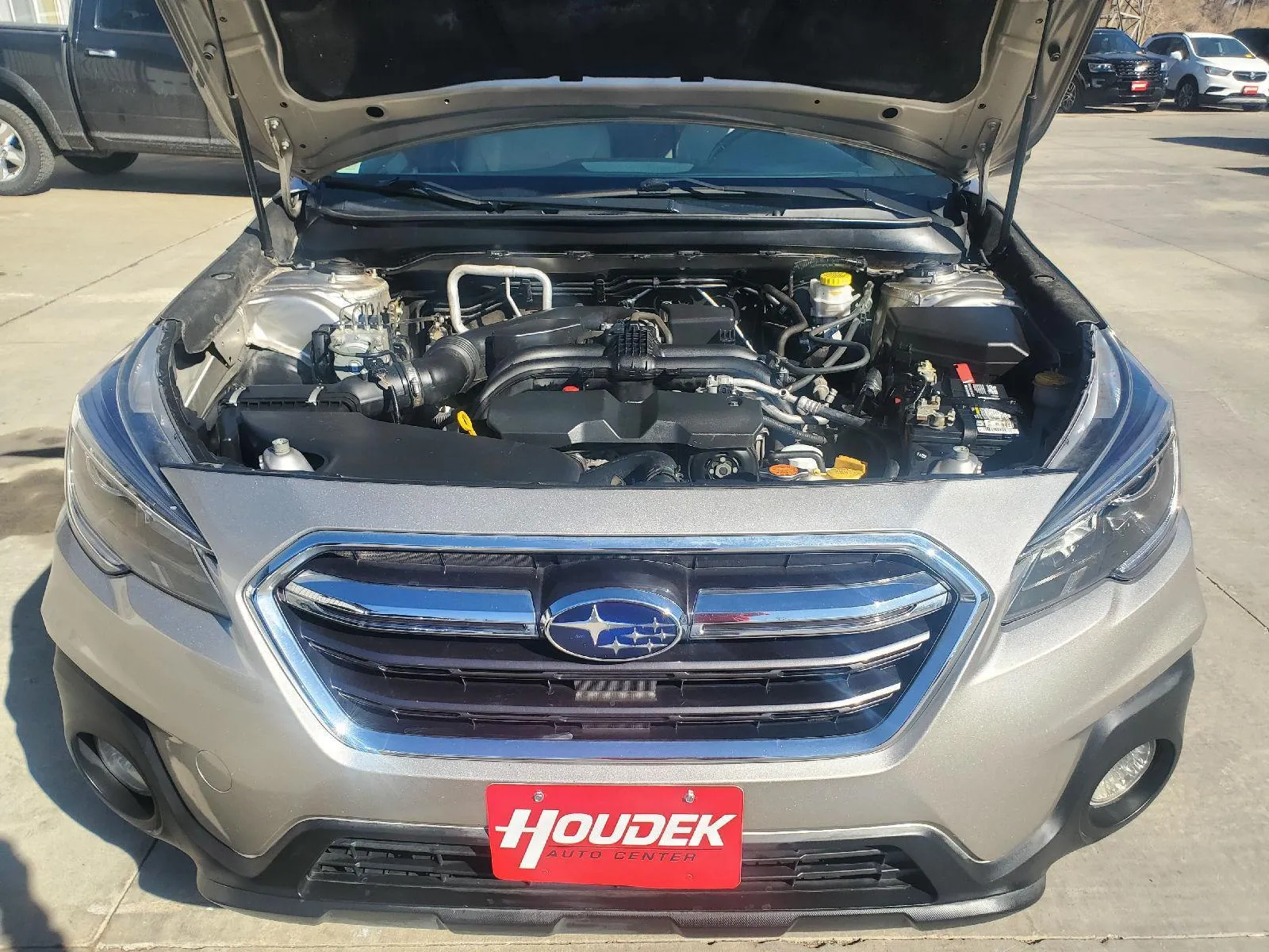 2018 Subaru Outback Premium - Photo 18