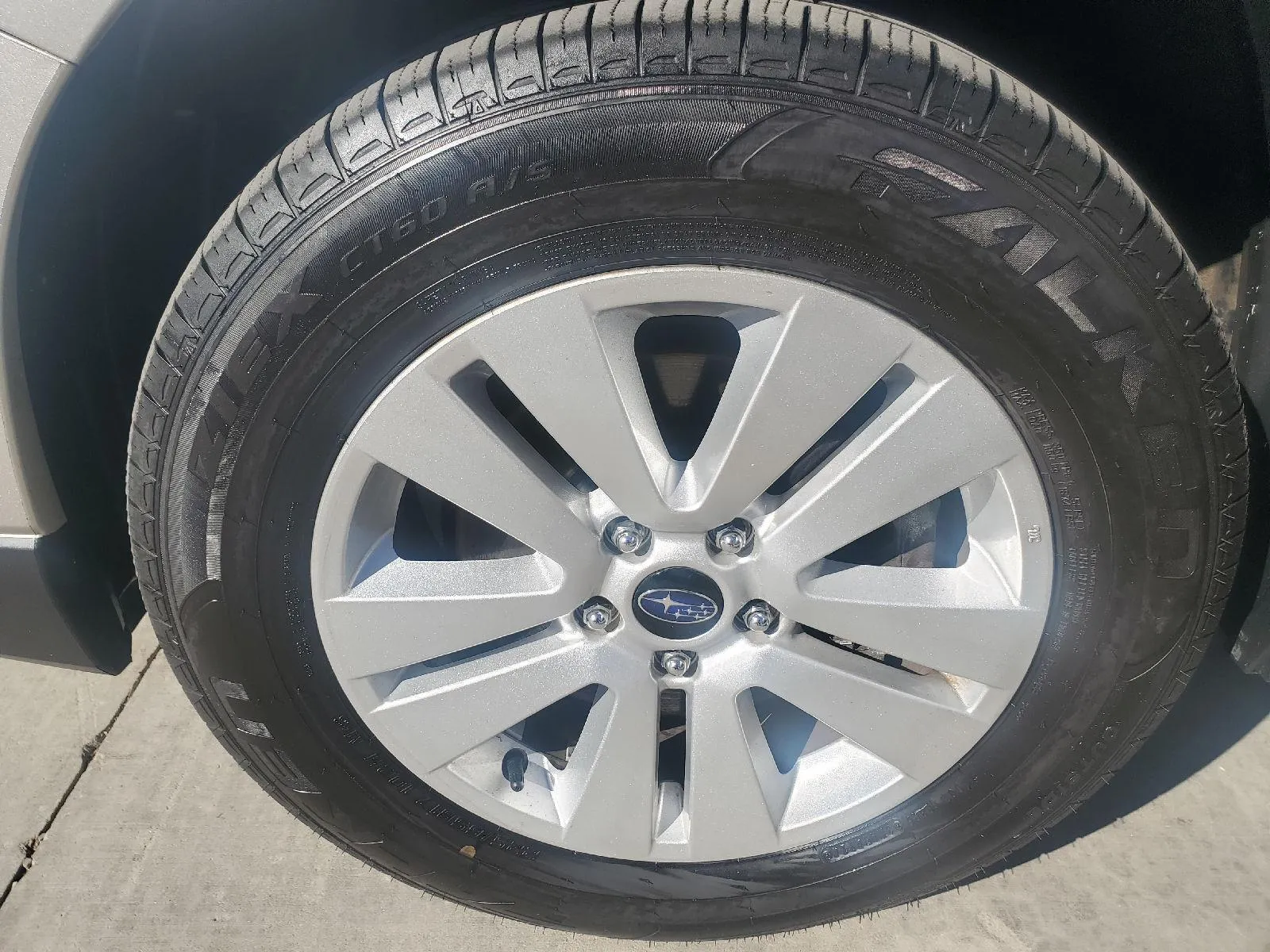 2018 Subaru Outback Premium - Photo 19