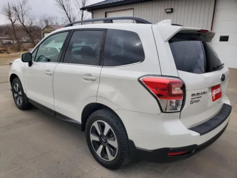 More photos of 2017 Subaru Forester Limited at Houdek Auto Center, IA