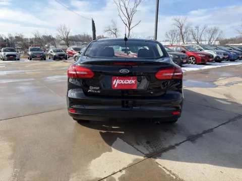More photos of 2018 Ford Focus SEL at Houdek Auto Center, IA