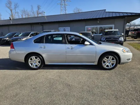 More photos of 2016 Chevrolet Impala Limited LT at Houdek Auto Center, IA