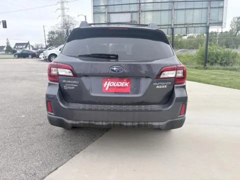 More photos of 2015 Subaru Outback 2.5i Limited at Houdek Auto Center, IA