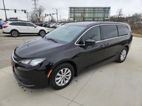 Another view of 2017 Chrysler Pacifica Touring for sale in Marion, IA at Houdek Auto Center