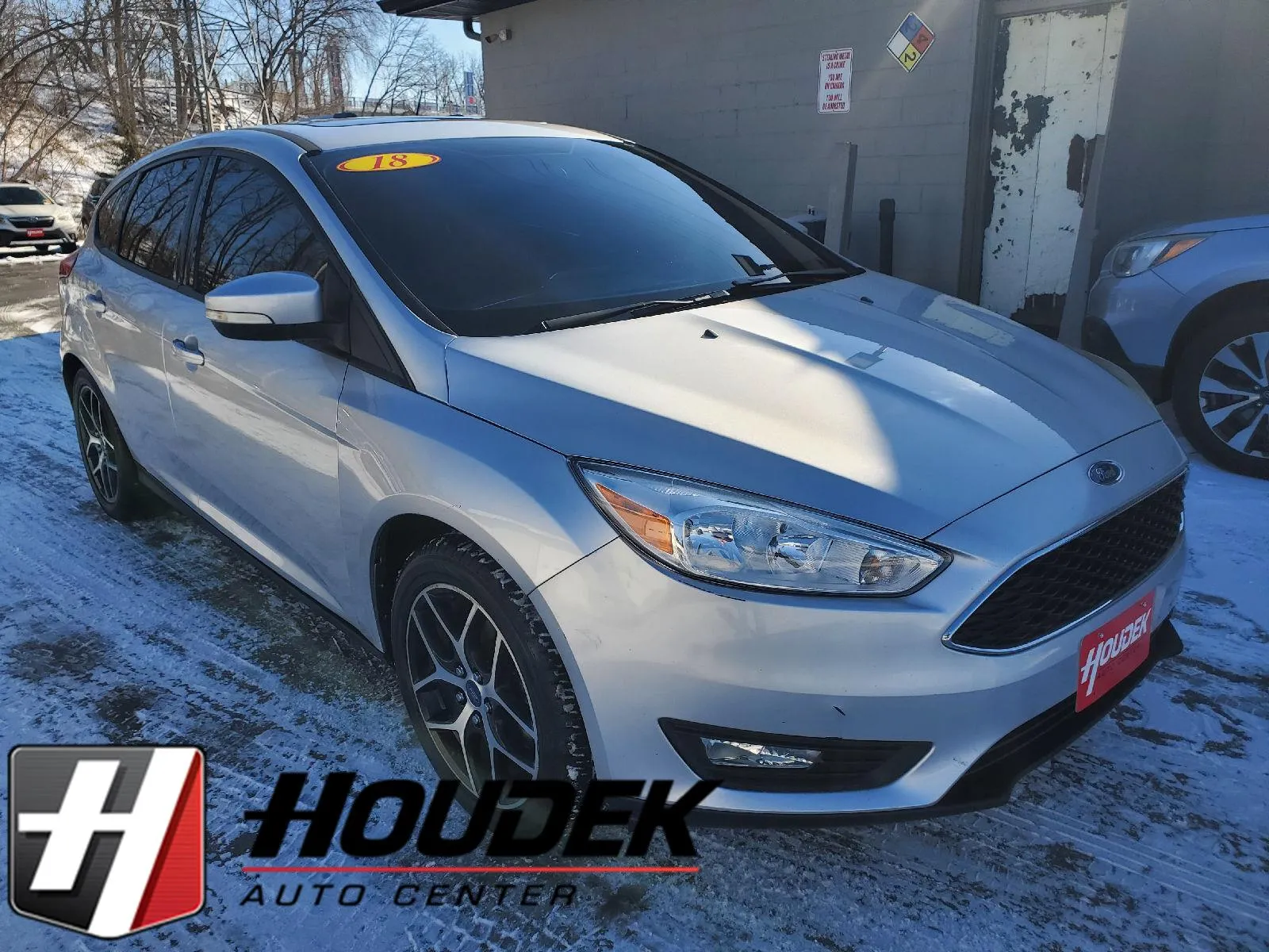 Gray 2018 Ford Focus SEL for sale in Marion, IA