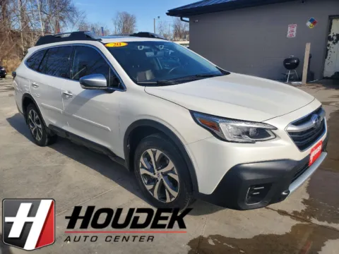 White 2020 Subaru Outback Touring for sale in Marion, IA